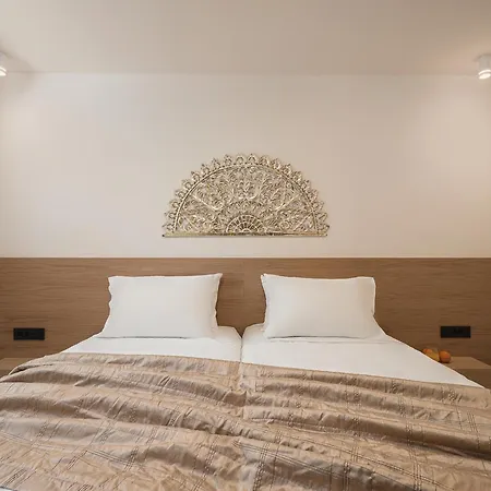 Iocaste - With Private Pool And Ev Station 빌라 *